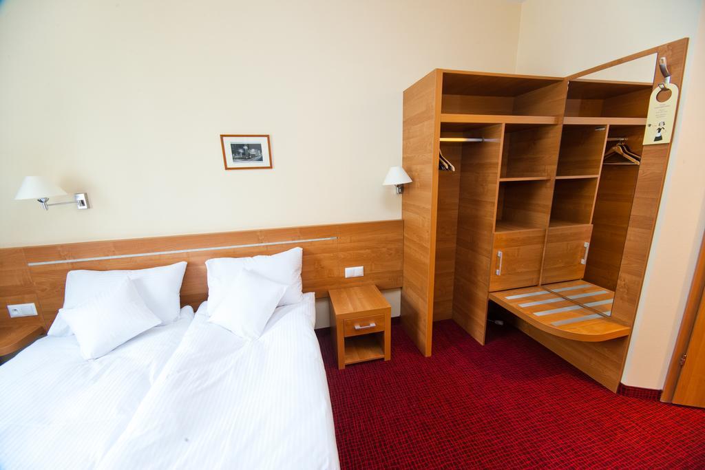 Hotel Malinowski Business Gliwice Eksteriør billede